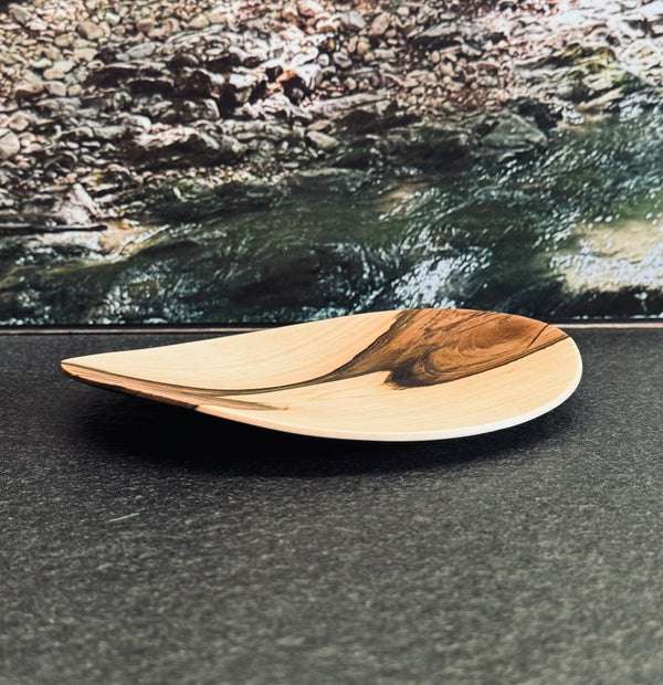 Schale • Wilder Nussbaum, ø 20 cm, Höhe 2,5 cm