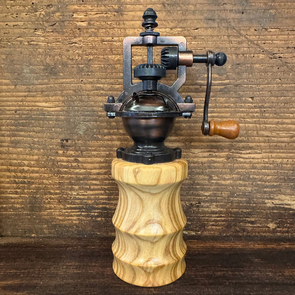 Pfeffermühle "Rustikal" Olive 24-101