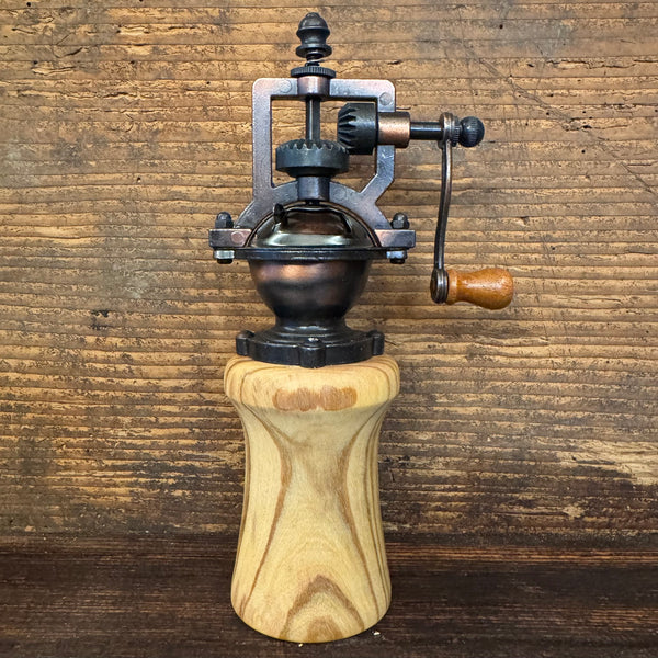Pfeffermühle "Rustikal" Olive 24-102