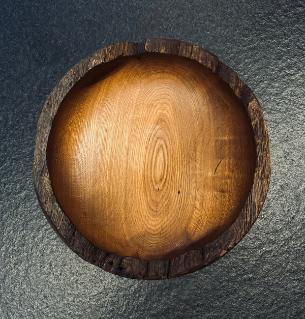 Schale • alte Eiche 1736, ø 25 cm, H 12 cm