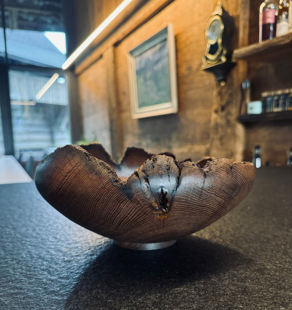 Schale • alte Eiche 1736, ø 25 cm, H 12 cm