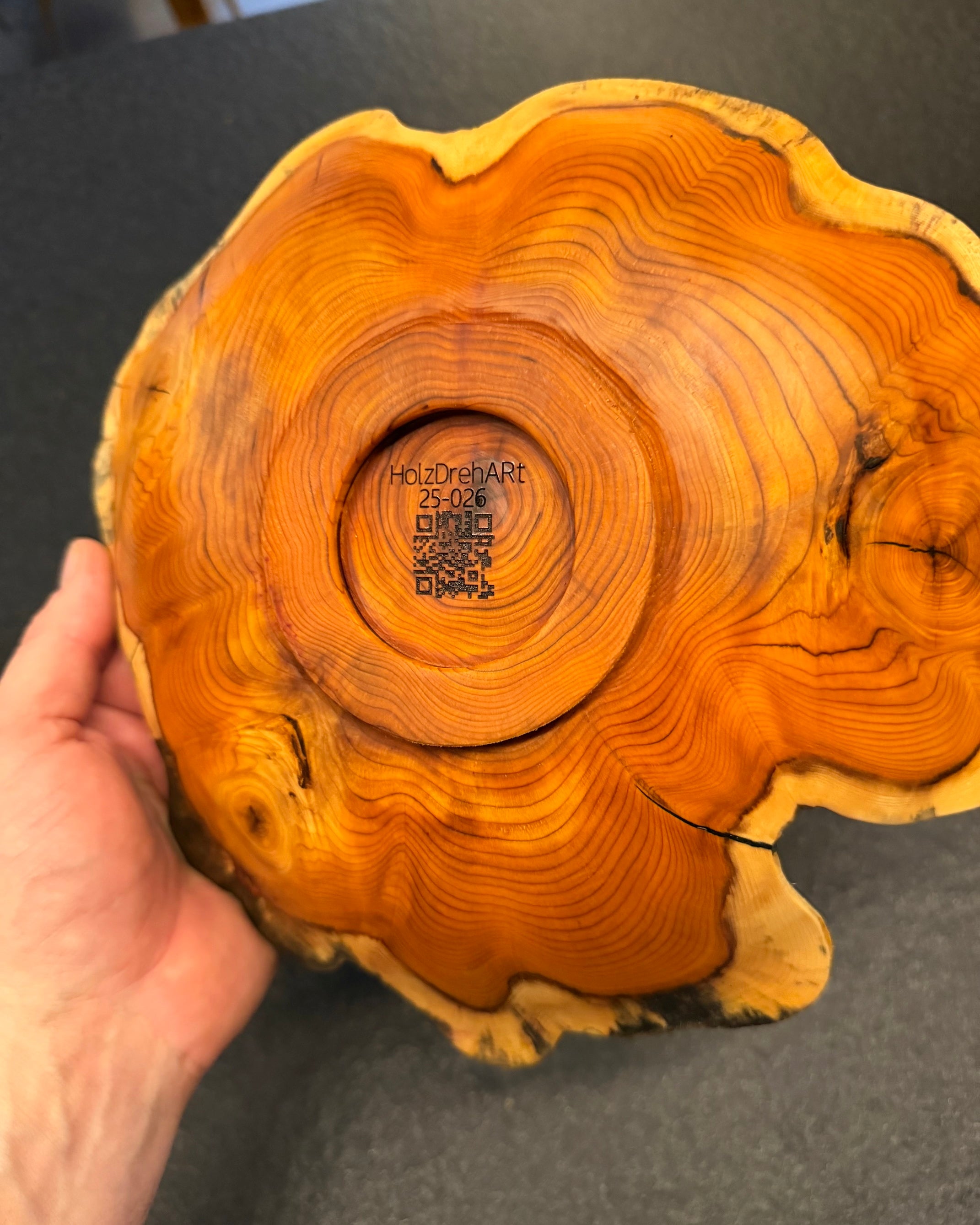 Schale • Eibe, ø 27 cm, Höhe 6 cm