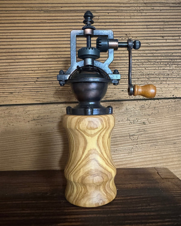 Pfeffermühle "Rustikal" Olive 25-102