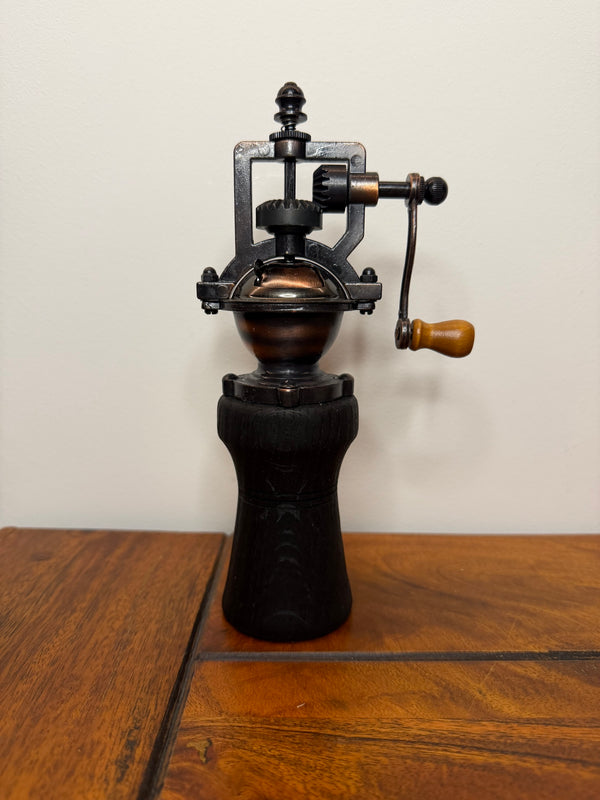 Pfeffermühle "Rustikal" Eiche geschwärzt