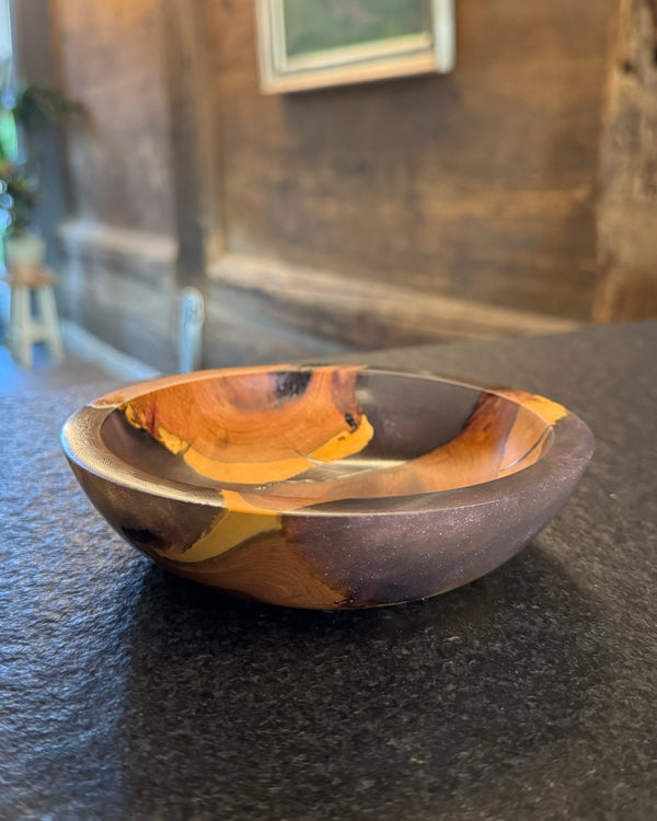 Schale • Zwetschgenknolle/Epoxy, ø 15 cm, Höhe 4 cm