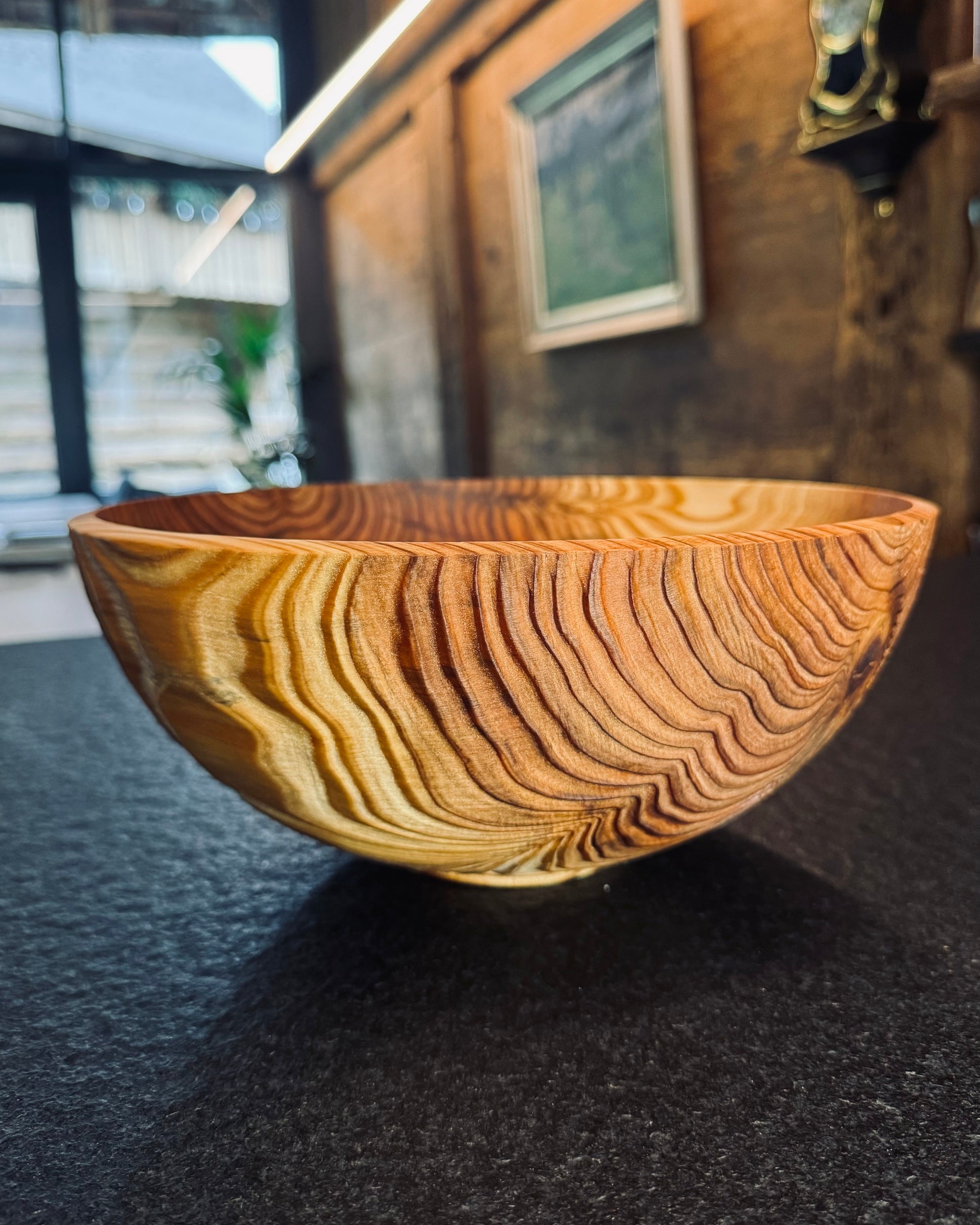 Schale • Japanische Sicheltanne gebürstet, ø 27 cm, H 12 cm