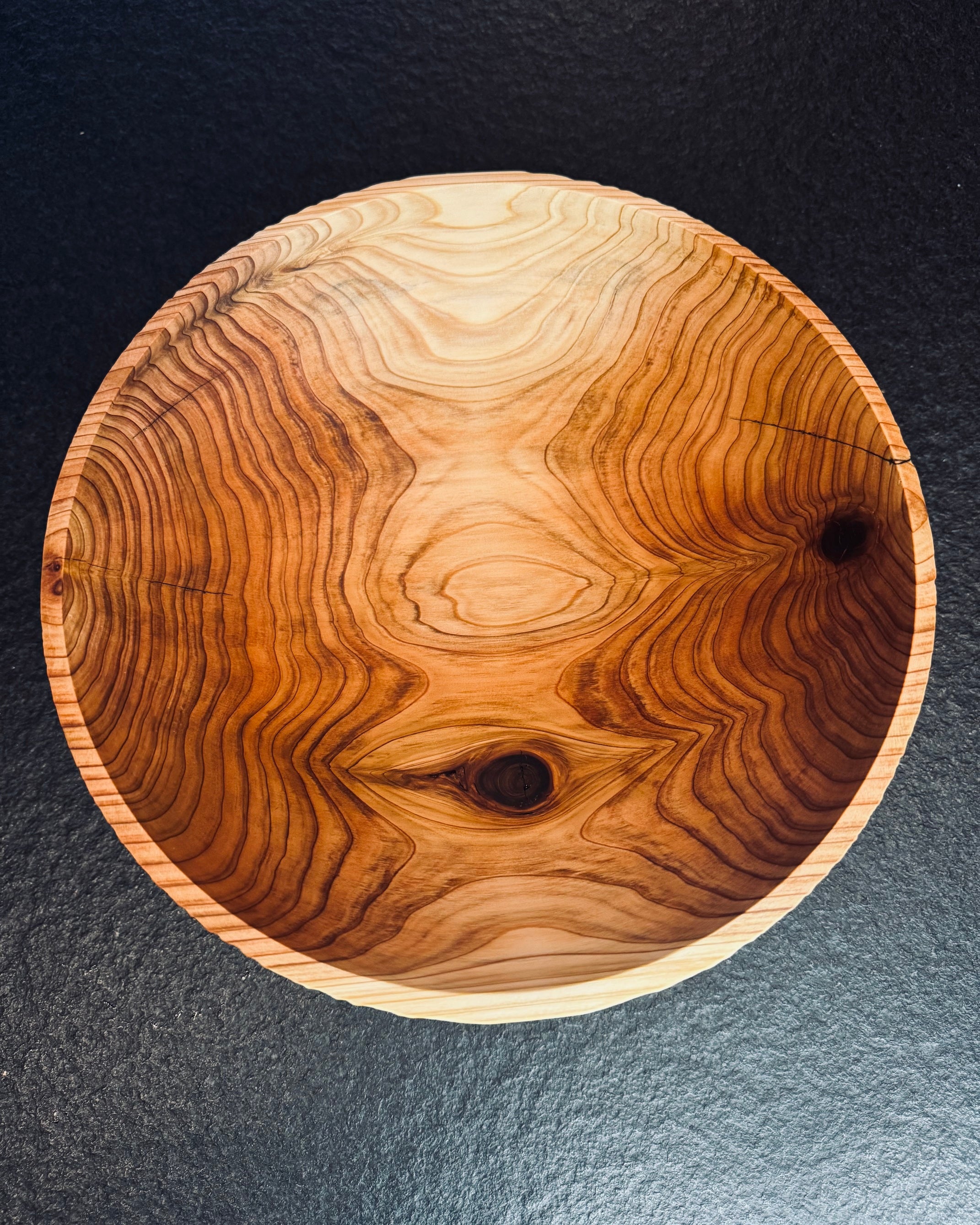 Schale • Japanische Sicheltanne gebürstet, ø 27 cm, H 12 cm