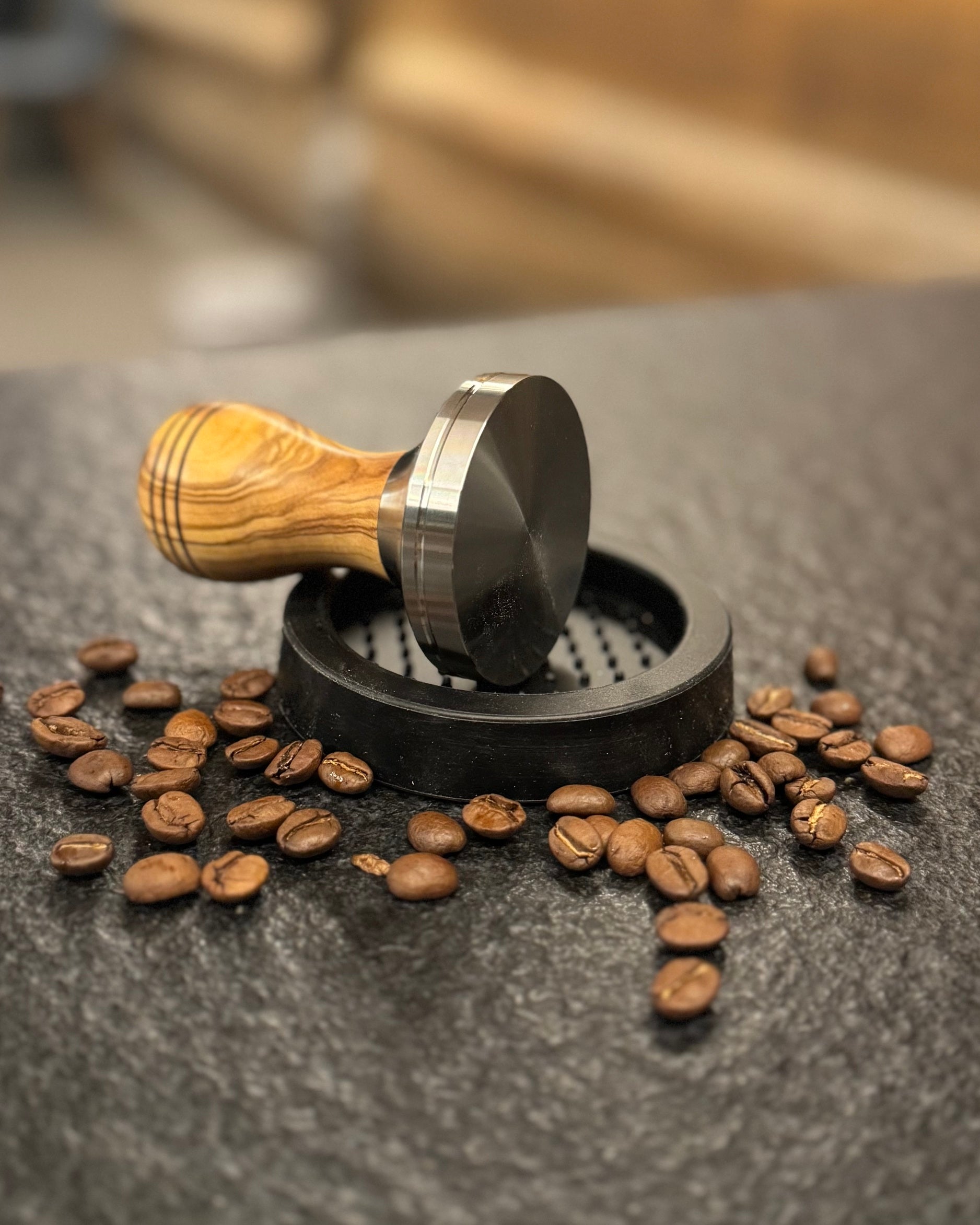 Kaffee-Tumper 51mm, Olive