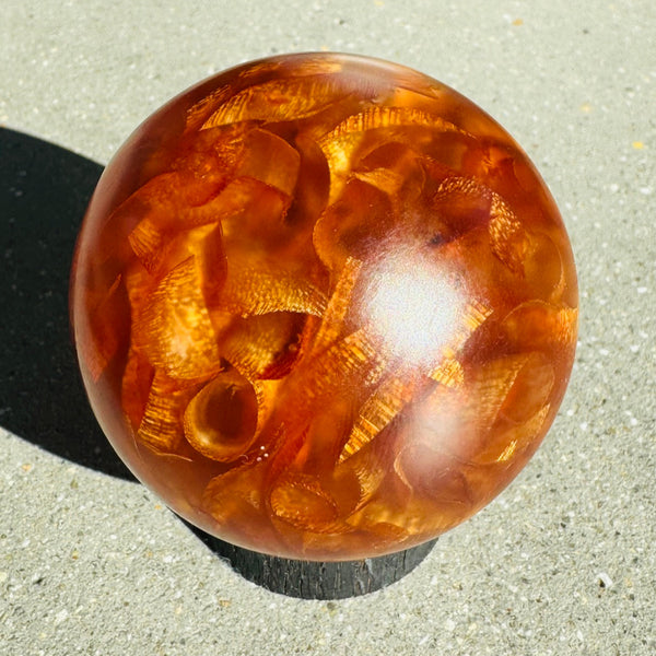Kugel • Holzspähne/Epoxy, ø 7,5 cm
