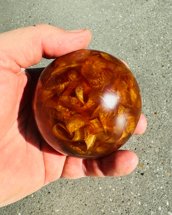 Kugel • Holzspähne/Epoxy, ø 7,5 cm