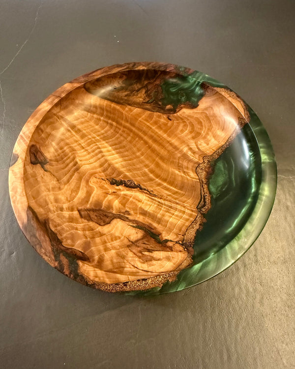 Schale • Buchenknolle/Epoxy, ø 26 cm, Höhe 4 cm