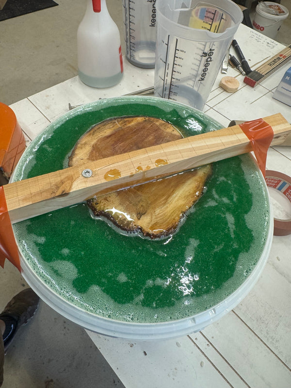 Kugel • Eibe/Epoxy, ø 17 cm
