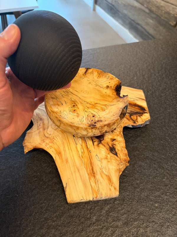 Kugel auf Kastanie - Kastanie/Esche, ø 35 cm