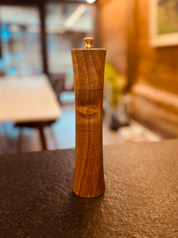 Pfeffermühle "LIDREWA" 23 cm • Nussbaum