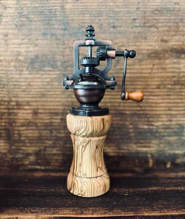 Pfeffermühle "Antik" in verschiedenen Holzarten, Olive 1